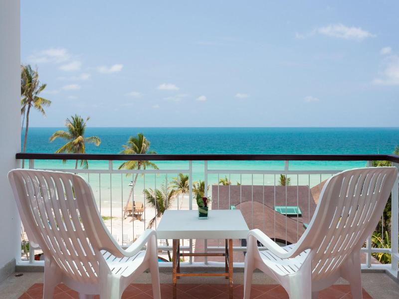 The Samui Beach Resort - Teras