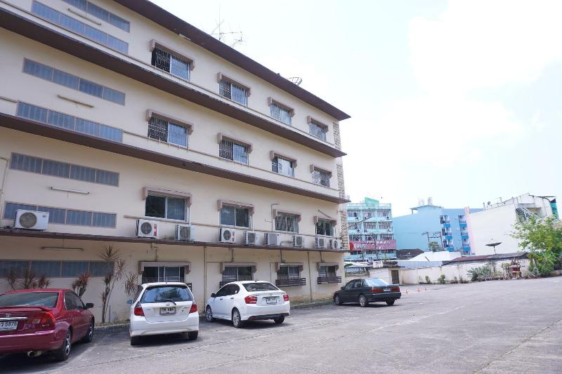Sri Chumphon Hotel - Genel