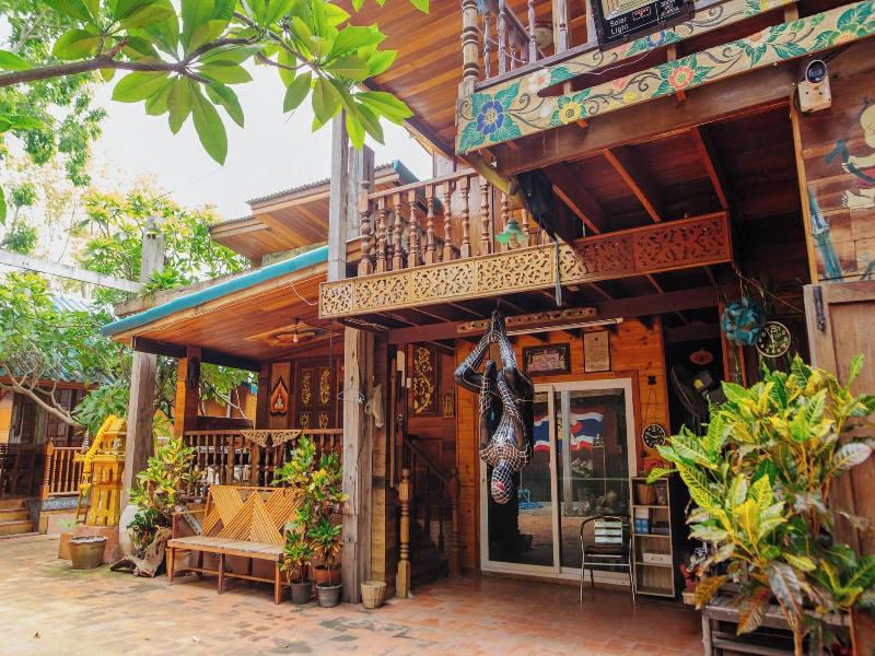 Klong Suan Plu Resort - Teras
