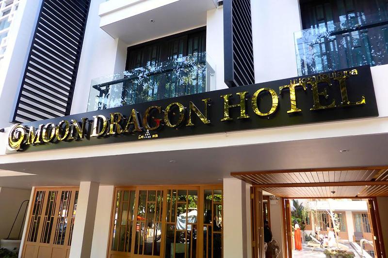 Moon Dragon Hotel - Lobi