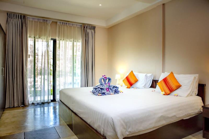 Naiharn Beach Resort - Oda