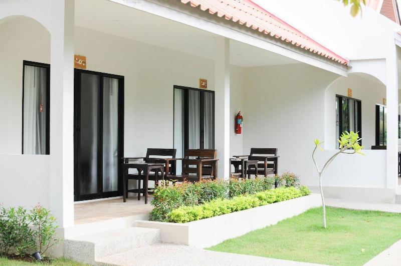 Naiharn Beach Resort - Teras