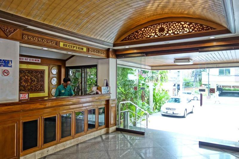 Lek Jomtien Hotel - Lobi