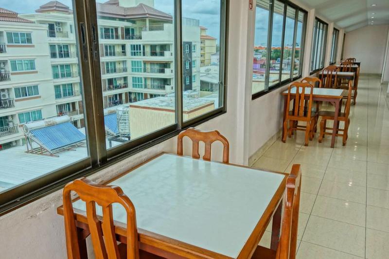 Lek Jomtien Hotel - Restoran