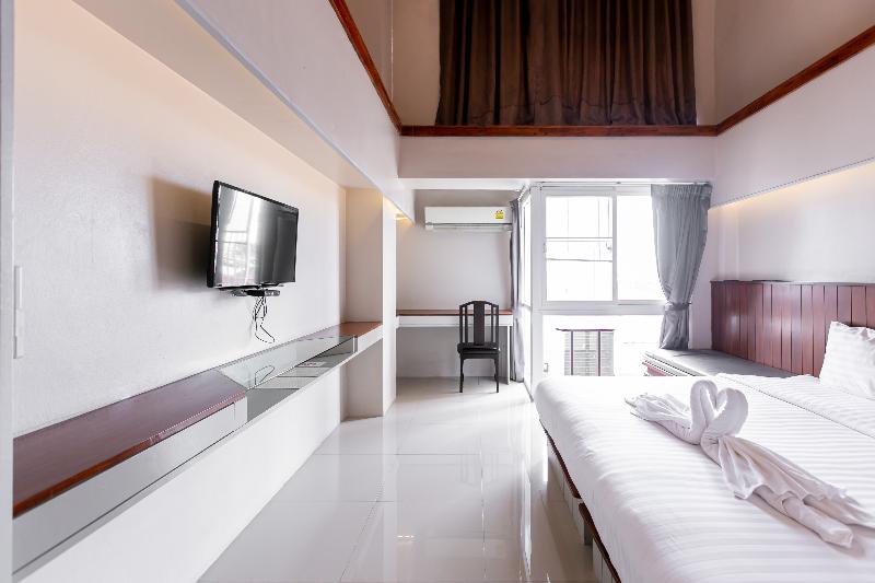 A Room Bangkok Sathorn by ZUZU - Oda