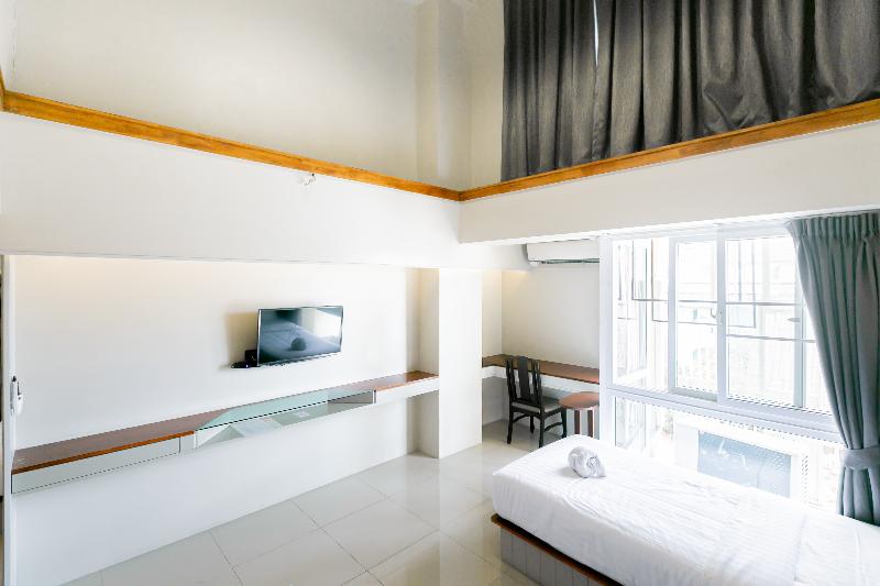 A Room Bangkok Sathorn by ZUZU - Oda