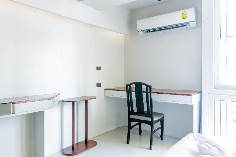 A Room Bangkok Sathorn by ZUZU - Oda
