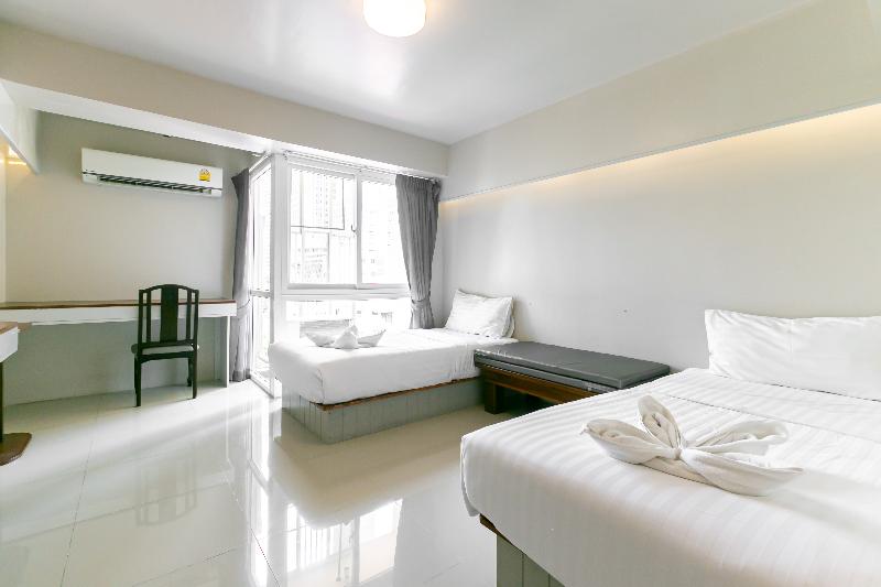 A Room Bangkok Sathorn by ZUZU - Oda