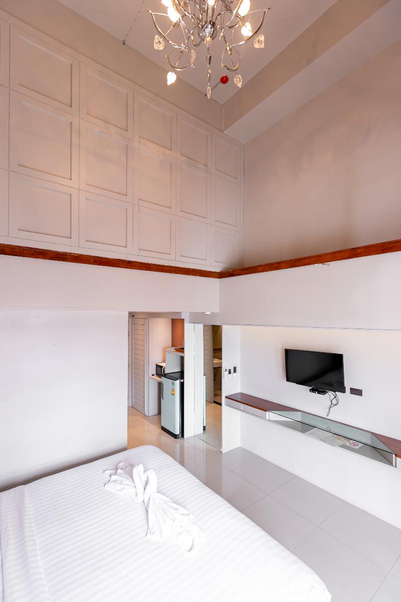 A Room Bangkok Sathorn by ZUZU - Oda