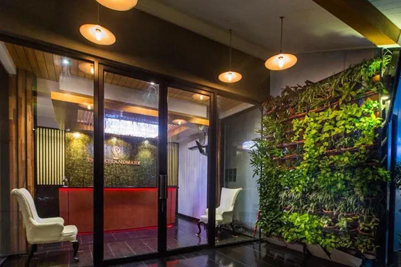 Landmark Patong Hotel by ZUZU - Lobi