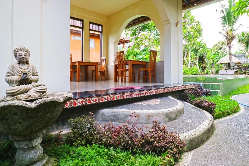 Aglio Homestay - Lobi