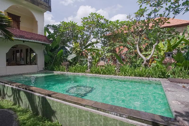 Aglio Homestay - Havuz