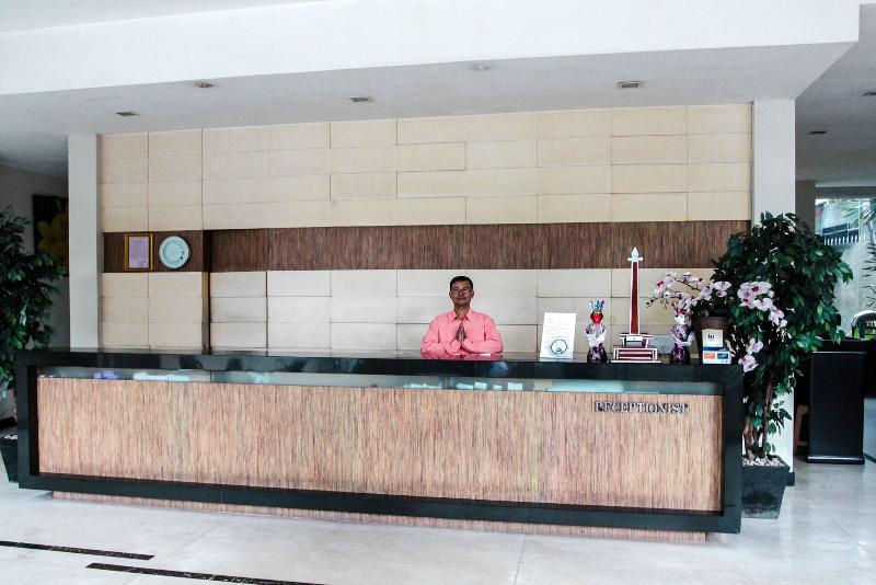 N2 Hotel Gunung Sahari - Lobi