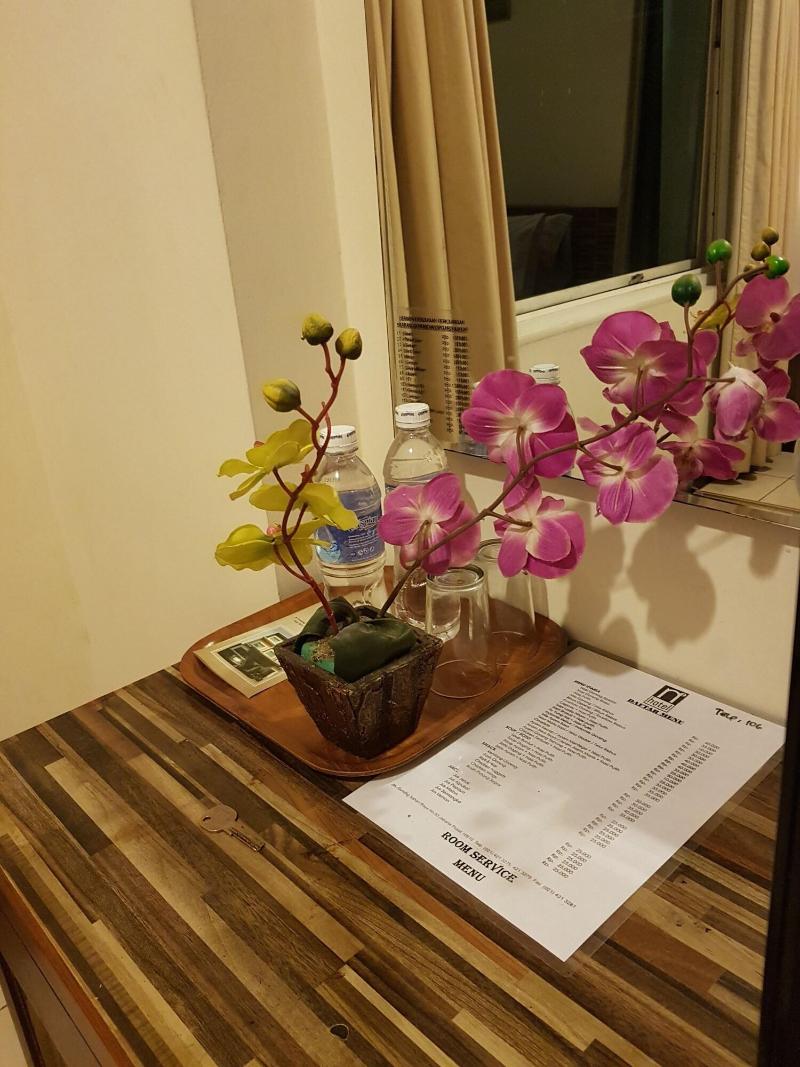 N2 Hotel Gunung Sahari - Lobi