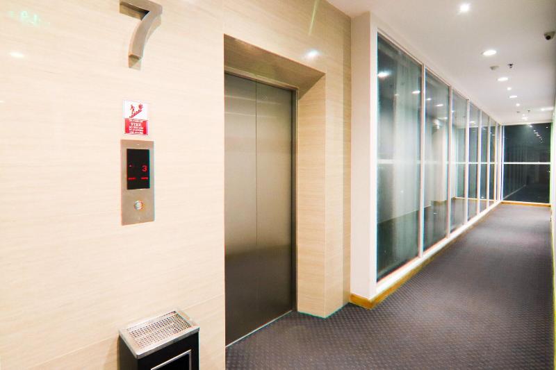 U Stay Hotel Mangga Besar - Lobi