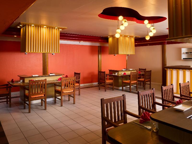 Villa Nautica Paradise Island Resort - Restoran
