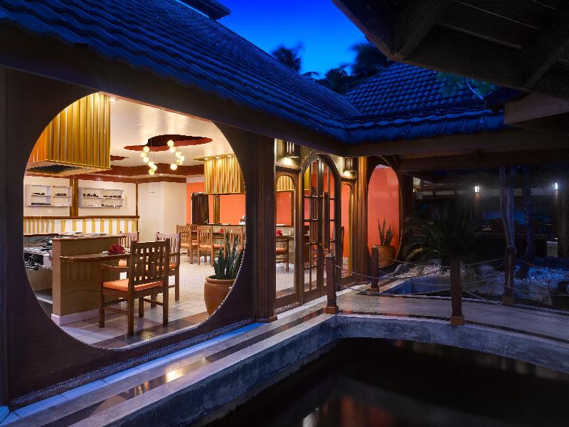 Villa Nautica Paradise Island Resort - Restoran