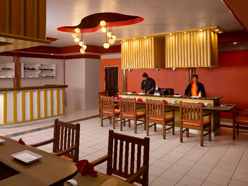 Villa Nautica Paradise Island Resort - Restoran