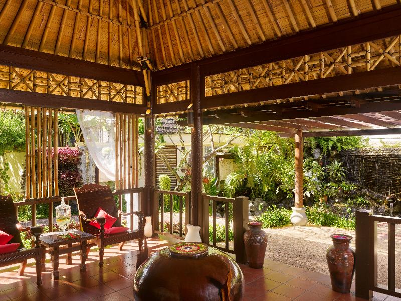 Royal Island Resort & Spa - Genel