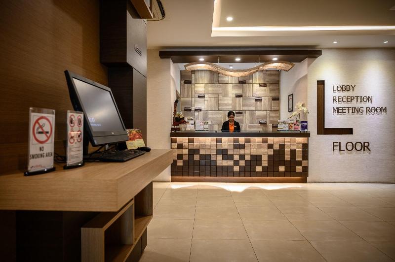 Infinity Hotel By Tritama Hospitality - Lobi