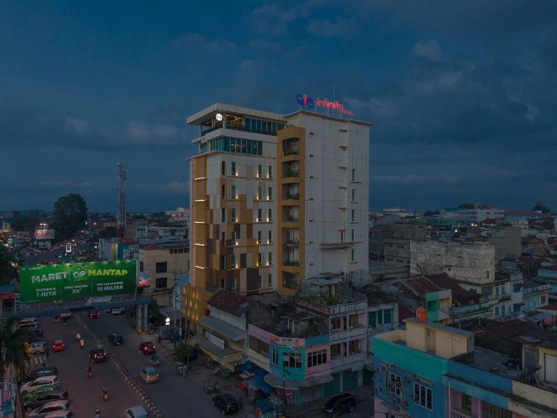 Infinity Hotel By Tritama Hospitality - Genel