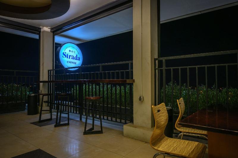 Infinity Hotel By Tritama Hospitality - Restoran