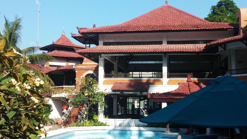 Puri Naga Seaside Cottages - Havuz