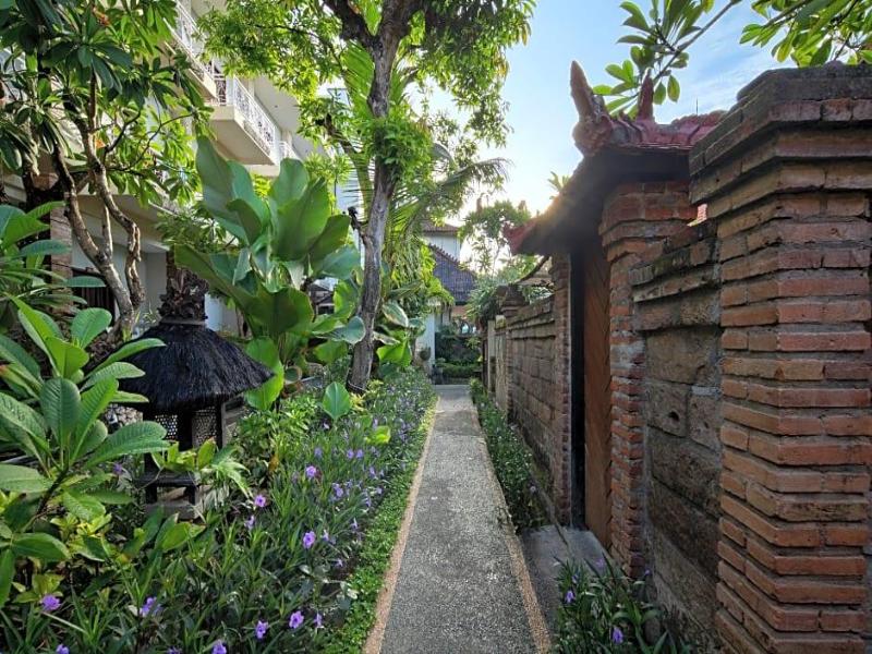 Legian Village Beach Resort - Genel