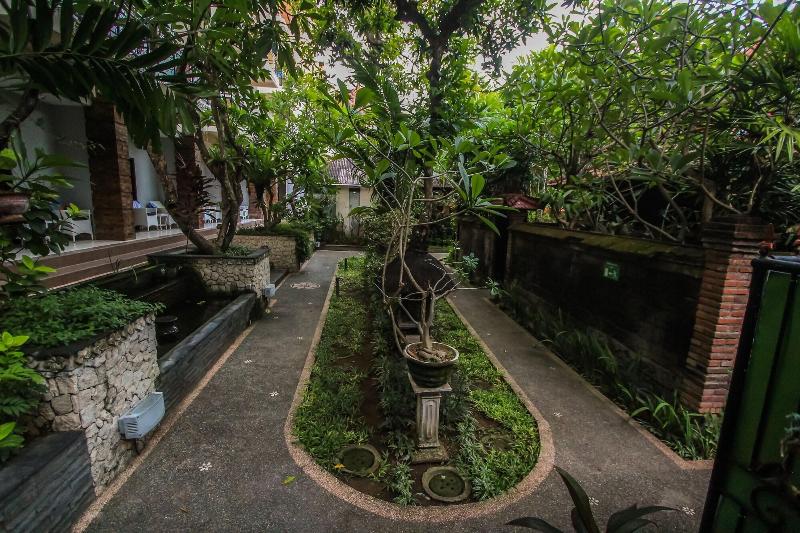 Legian Village Beach Resort - Genel