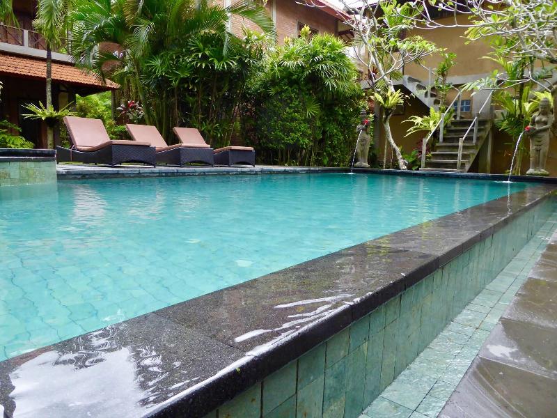 Wenara Bali Bungalow - Havuz