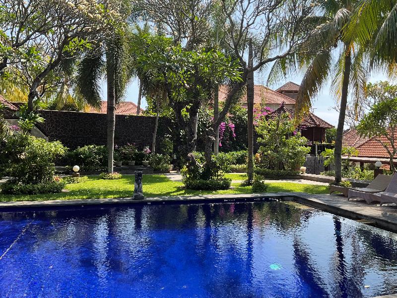 Liberty Dive Resort - Havuz