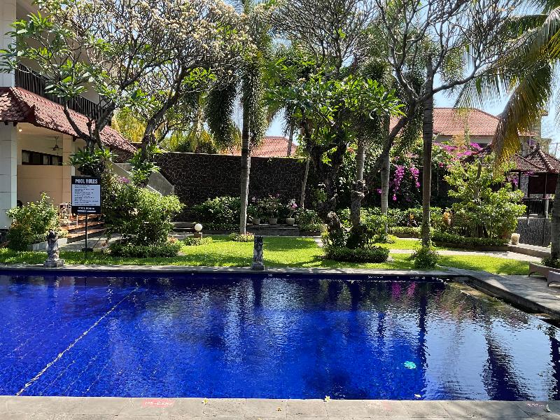 Liberty Dive Resort - Havuz