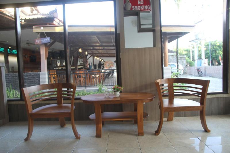 Puri Senggigi Hotel - Lobi