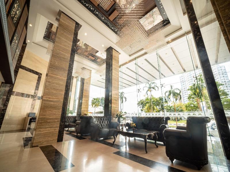 M One Hotel - Lobi