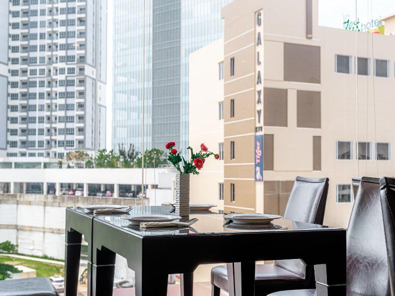 M One Hotel - Restoran