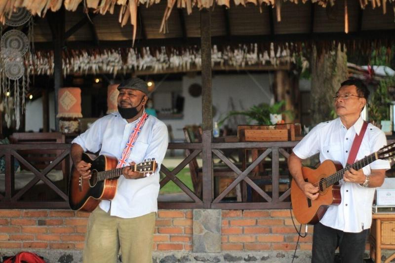 Murex Manado Dive Resort - Restoran