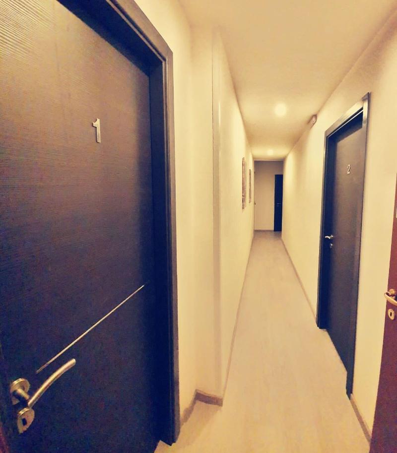 A Un Passo Dal Centro - Lobi