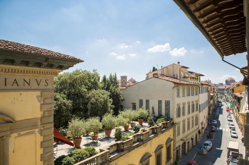 B&B Residenza San Gallo 79 - Genel