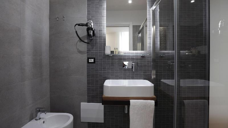 Suite Inn Rome - Oda