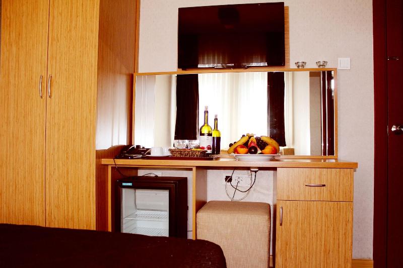 Agora Boutique Hotel & Bistro - Lobi