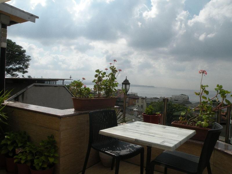 Agora Boutique Hotel & Bistro - Restoran