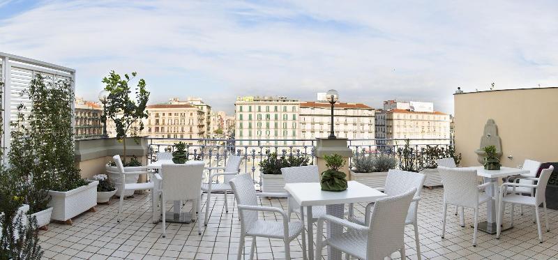 The Five Rooms Napoli - Genel