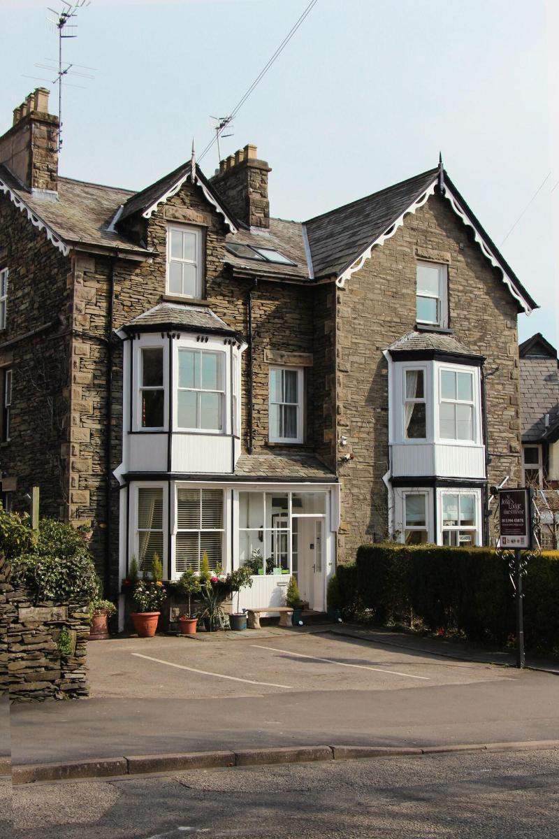 St John's Lodge (incl off-site health club) - Genel