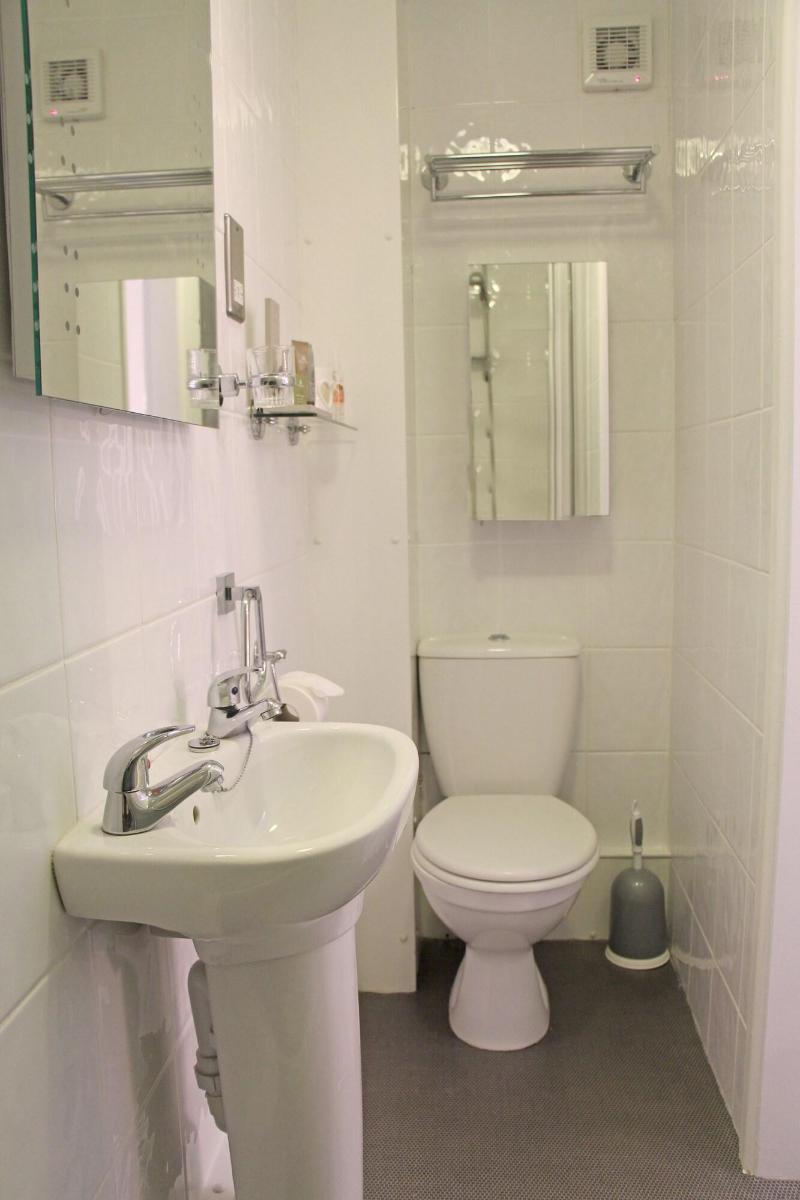 St John's Lodge (incl off-site health club) - Oda
