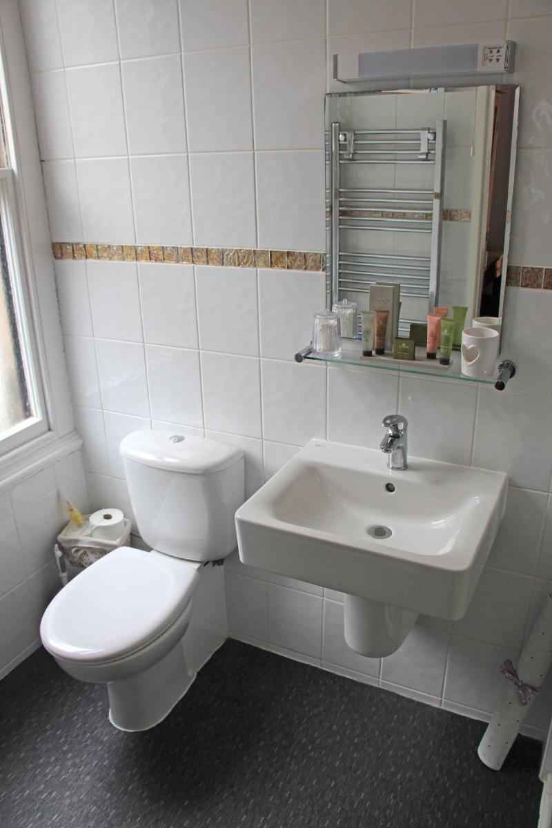 St John's Lodge (incl off-site health club) - Oda