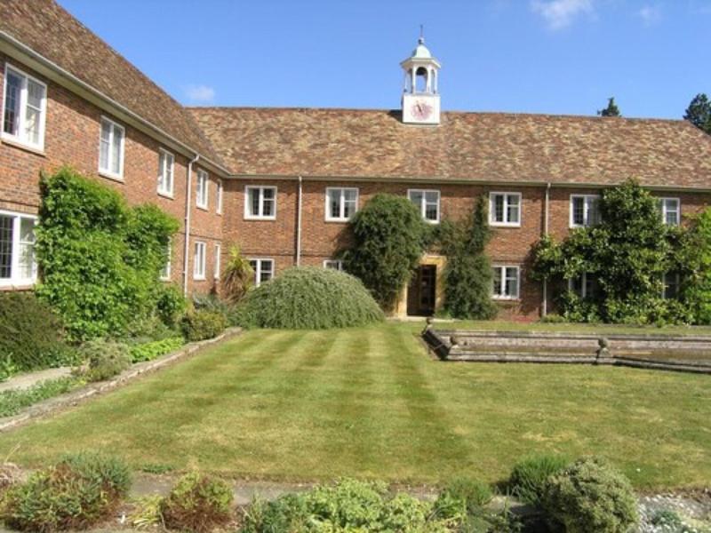 Madingley Hall - Genel