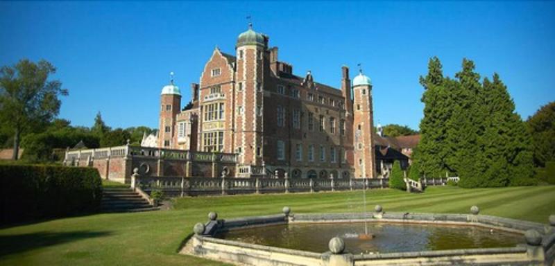 Madingley Hall - Genel