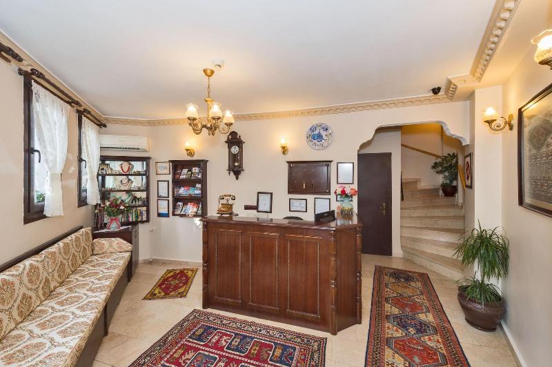 Osmanhan Hotel - Lobi
