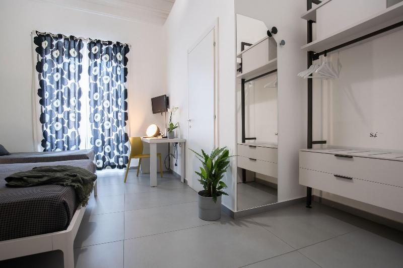 Suite Inn Catania - Oda