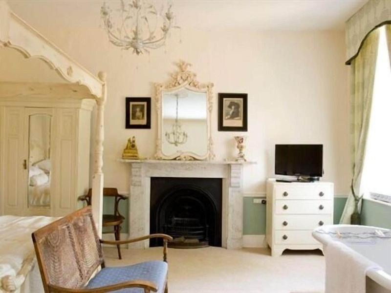 Allington Manor - Oda
